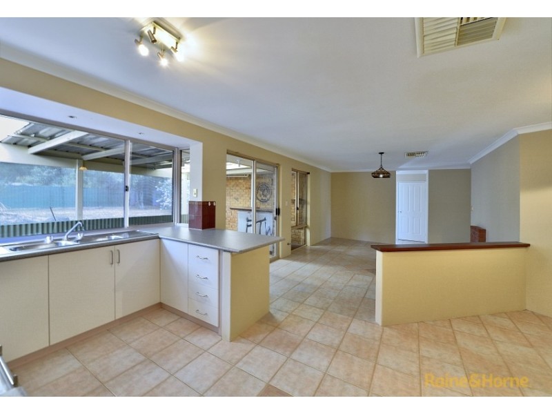 41 Waldron Boulevard, Greenfields WA 6210