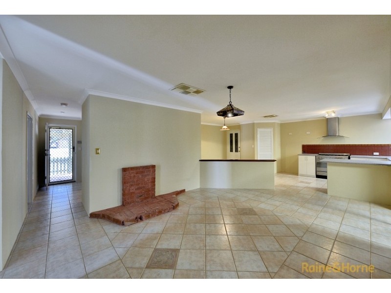 41 Waldron Boulevard, Greenfields WA 6210