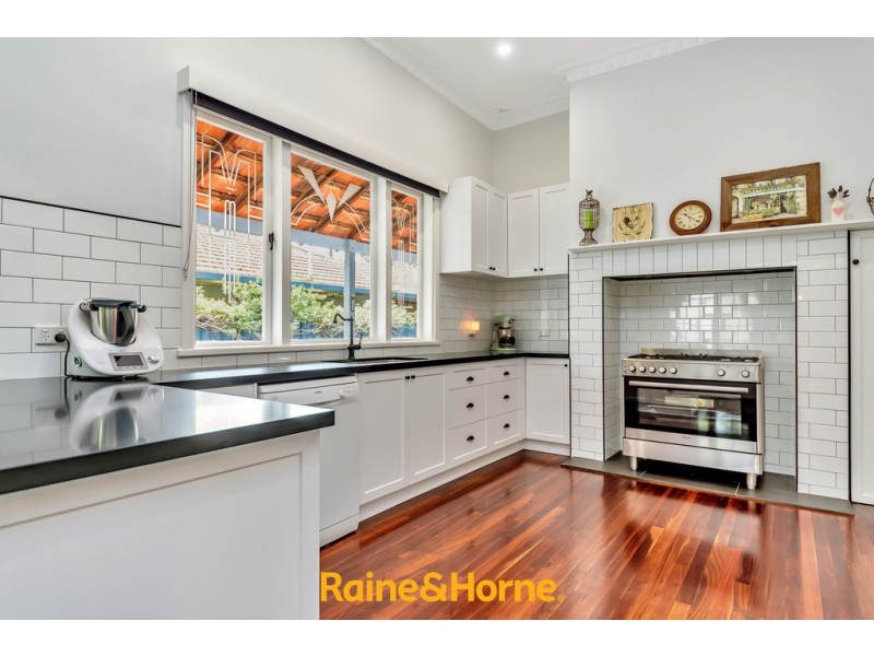 7 CONGDON AVENUE, Pinjarra WA 6208