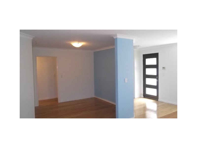 42 Kurrajong Road, Safety Bay WA 6169