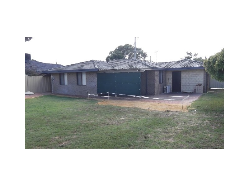 42 Kurrajong Road, Safety Bay WA 6169