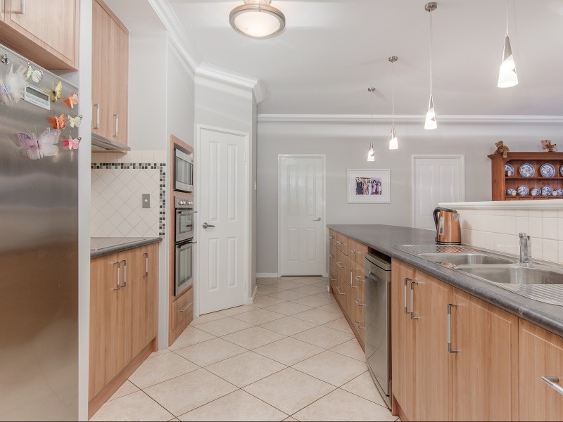 48 Bellavista Parade, Meadow Springs WA 6210