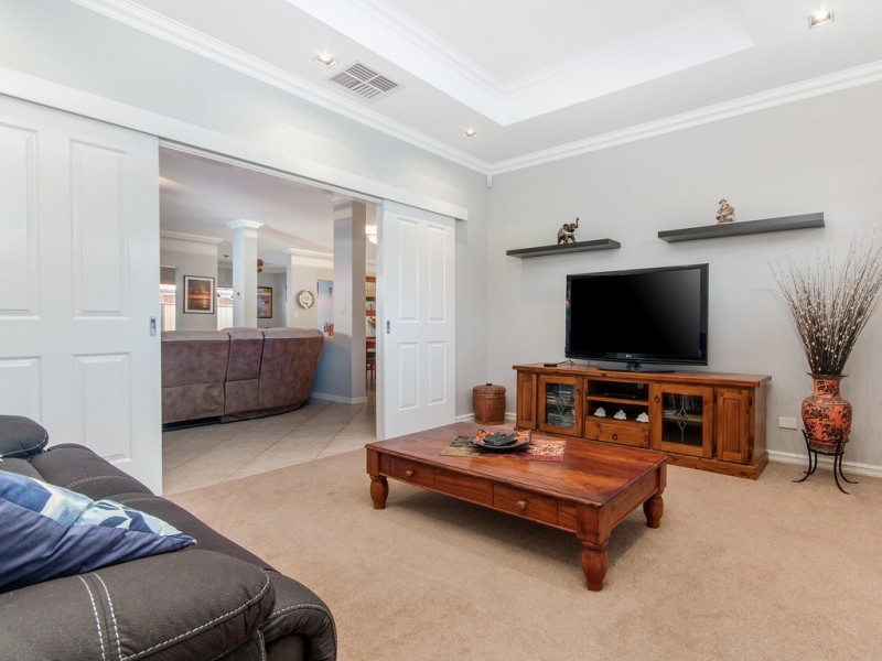 48 Bellavista Parade, Meadow Springs WA 6210