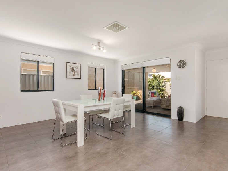 44 Veterans Drive, Byford WA 6122