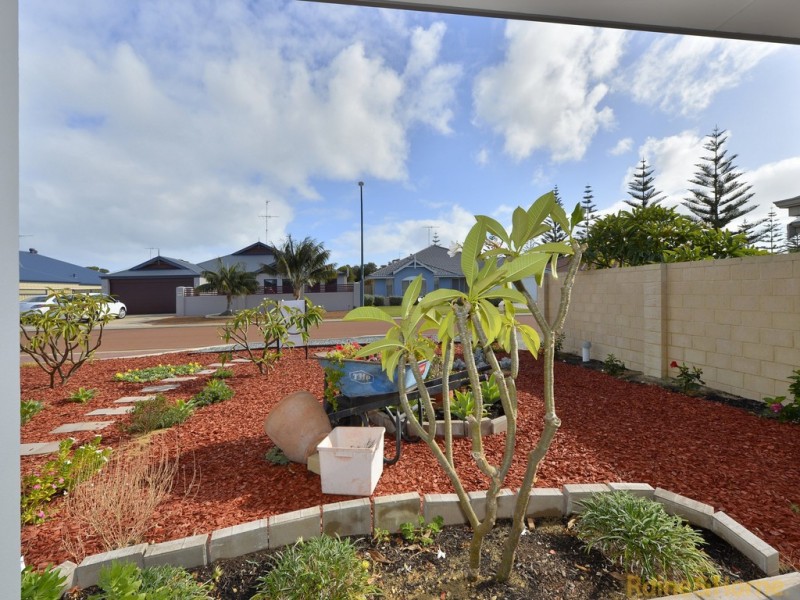 5 Occator Way, Falcon WA 6210