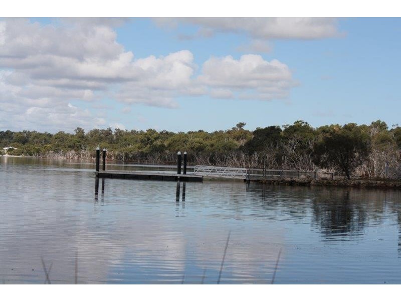 26 Estuary Heights Place, Bouvard WA 6211