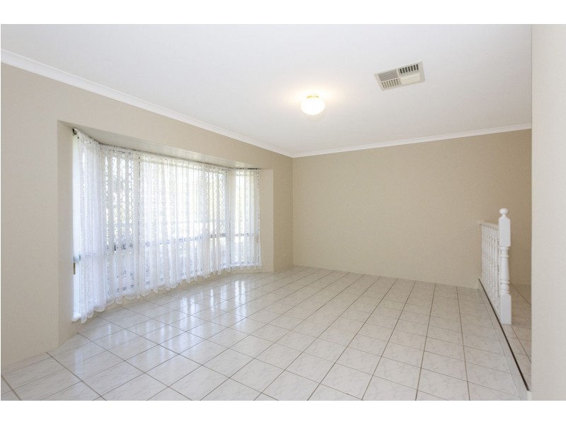 7 Irrawaddy Drive, Greenfields WA 6210