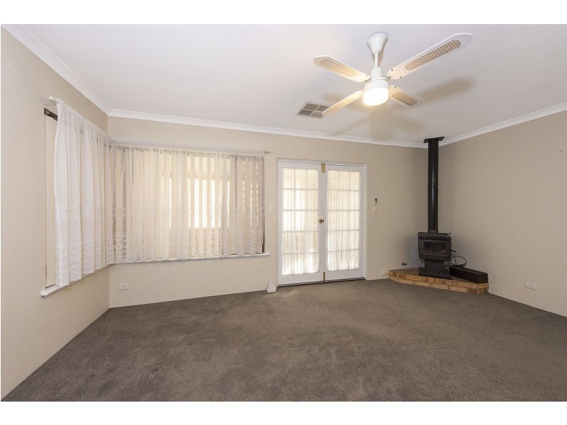 7 Irrawaddy Drive, Greenfields WA 6210