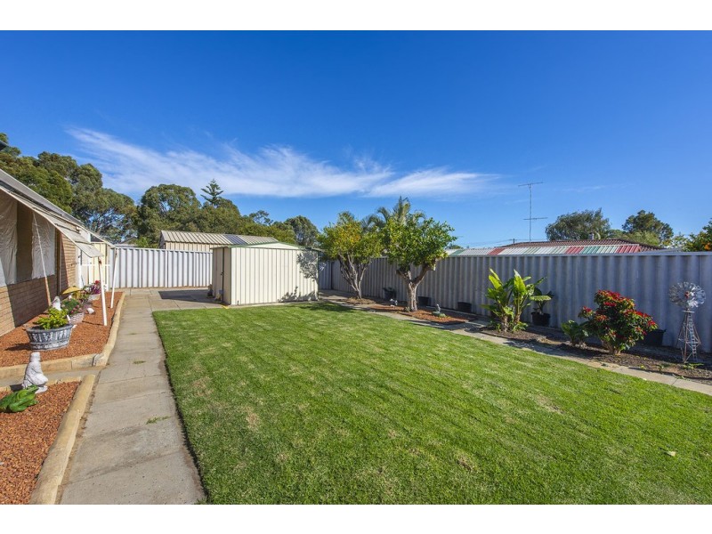7 Irrawaddy Drive, Greenfields WA 6210