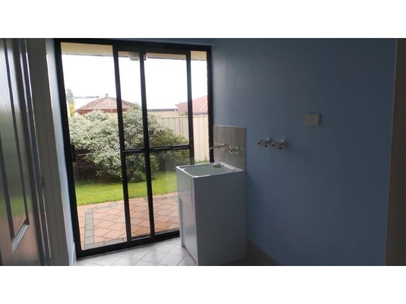 24 Daydream Plaza, Halls Head WA 6210