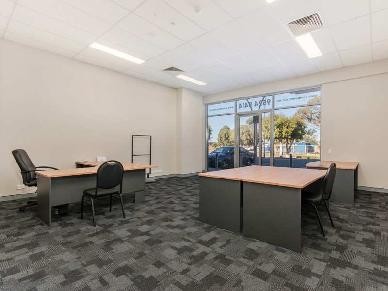 8 Endeavour Drive, Port Kennedy WA 6172