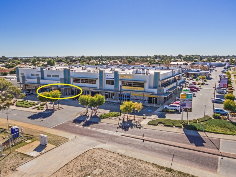 8 Endeavour Drive, Port Kennedy WA 6172