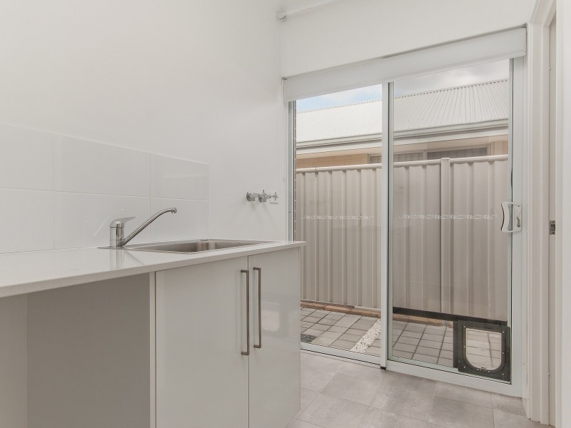 29 Tallering Way, Golden Bay WA 6174