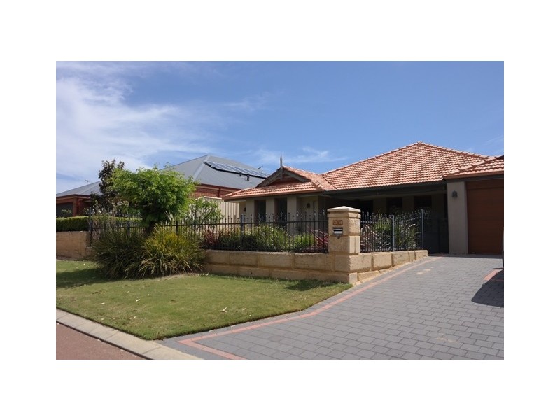 61 Ballard Meander, Lakelands WA 6180