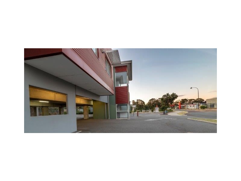 30 Minilya Parkway, Greenfields WA 6210