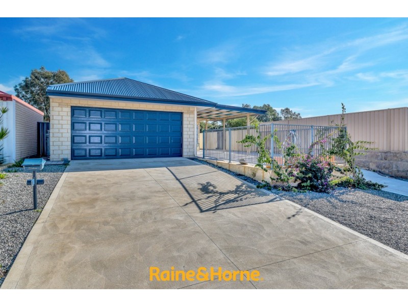 10 CAREY STREET, Pinjarra WA 6208