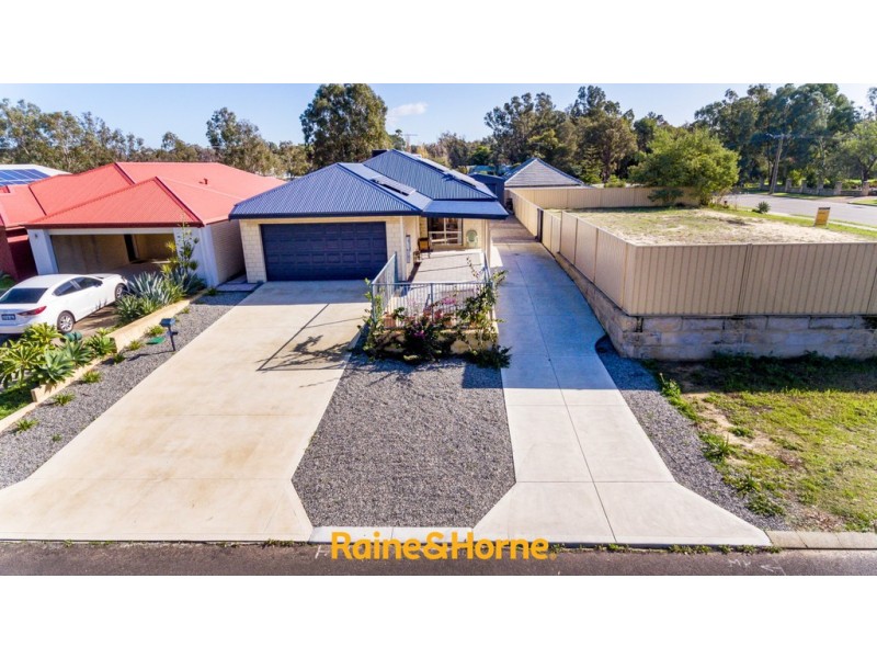 10 CAREY STREET, Pinjarra WA 6208