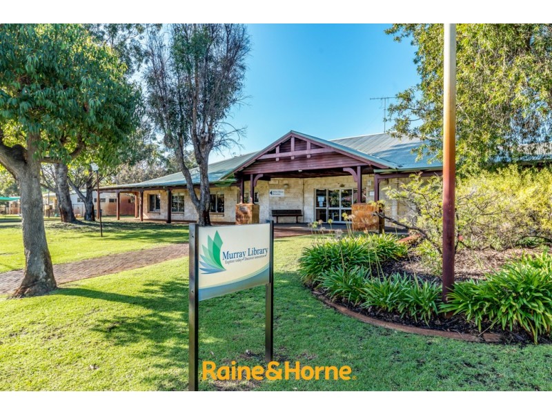 10 CAREY STREET, Pinjarra WA 6208