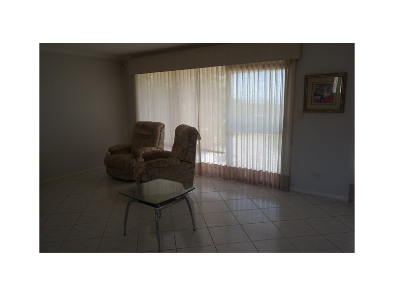 4 Ronsard Drive, San Remo WA 6210