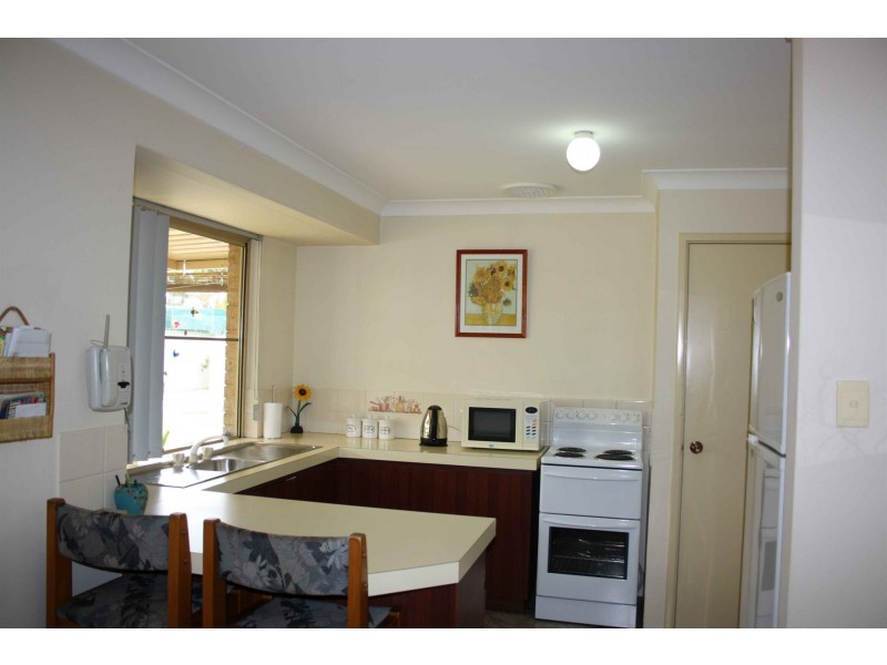 9 Salween Place, Greenfields WA 6210