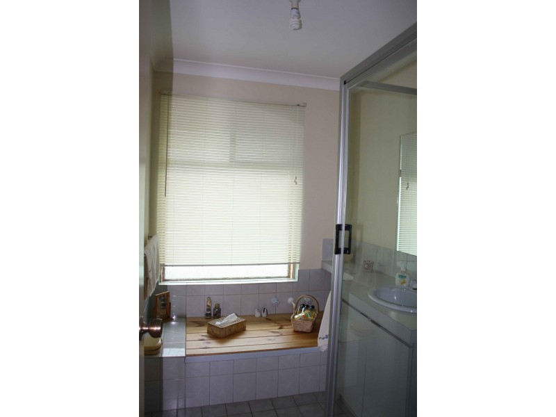 9 Salween Place, Greenfields WA 6210