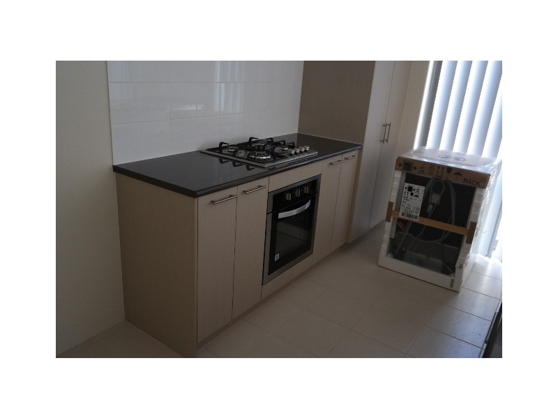 33 Kerkeri Heights, Lakelands WA 6180