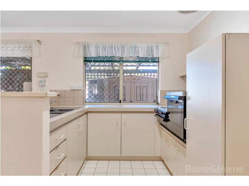 Unit 6, 8 Peel Street, Pinjarra WA 6208