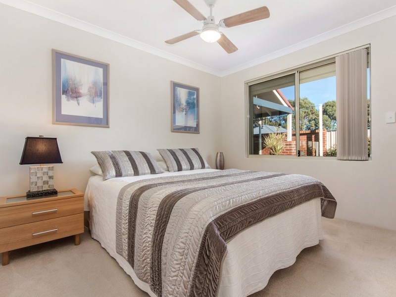 29 Camden Way, Meadow Springs WA 6210