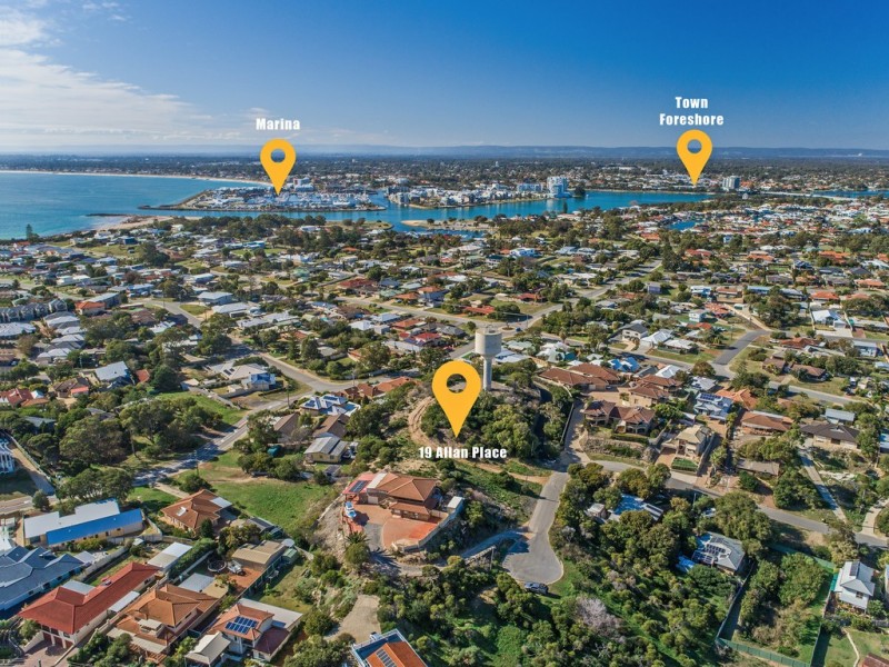 19 Allan Place, Halls Head WA 6210