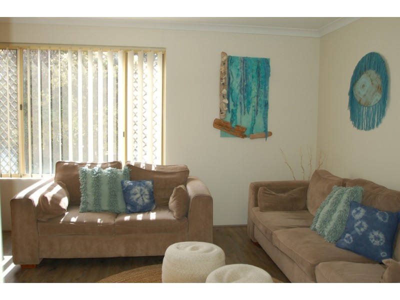 8 Rocklea Place, Silver Sands WA 6210