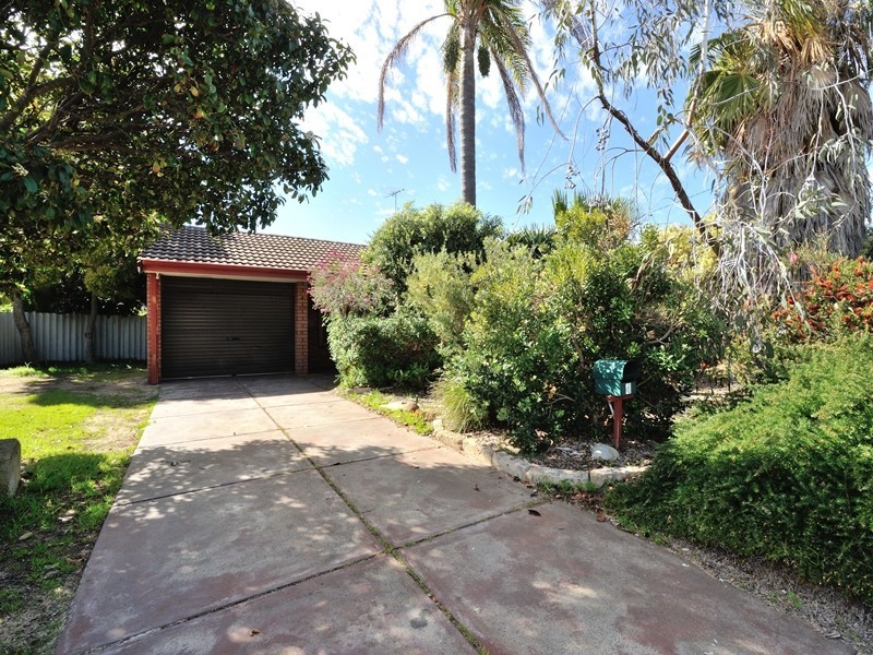 4 Evandale Street, Dudley Park WA 6210