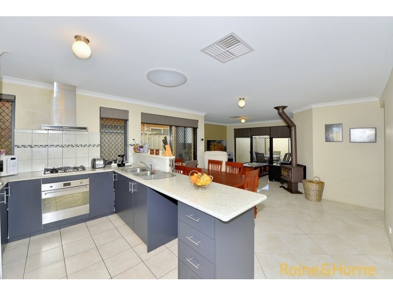 64/27 Meadow Springs Drive, Meadow Springs WA 6210