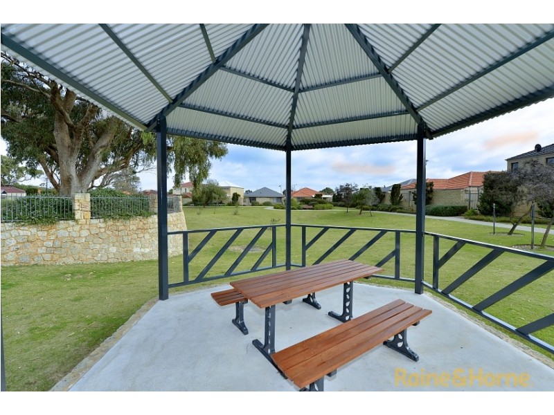64/27 Meadow Springs Drive, Meadow Springs WA 6210