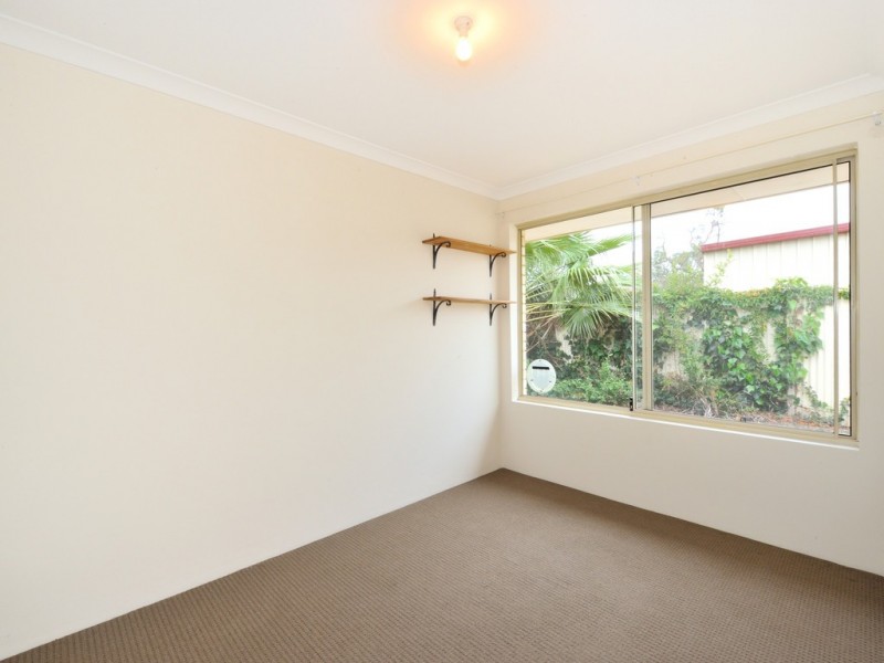 21 APPLETREE PLACE, Greenfields WA 6210