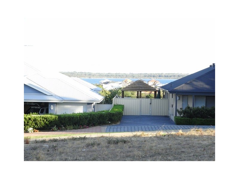 38 Peppertree Close, Wannanup WA 6210