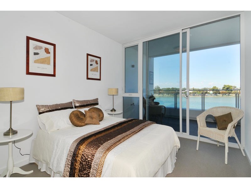 Apartment 403 1 Marco Polo Dr, Mandurah WA 6210