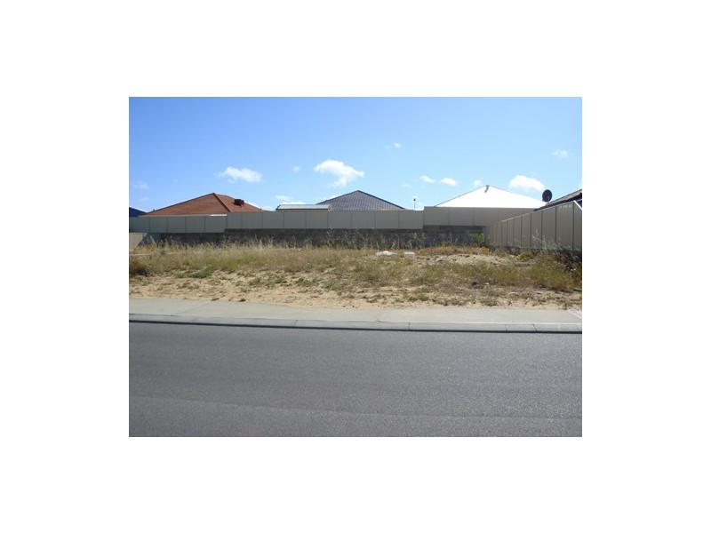 69 Yindana Boulevard, Lakelands WA 6180