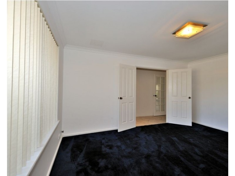 3 Winslow Crest, Lakelands WA 6180