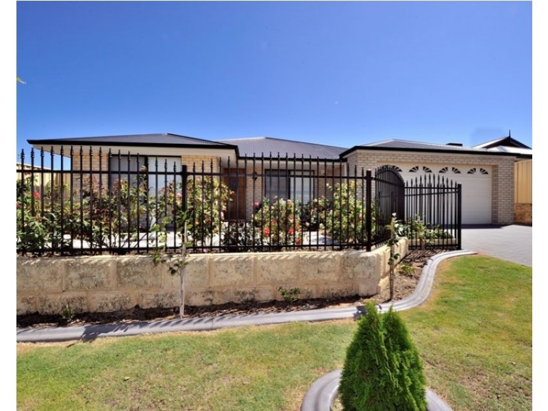 3 Winslow Crest, Lakelands WA 6180