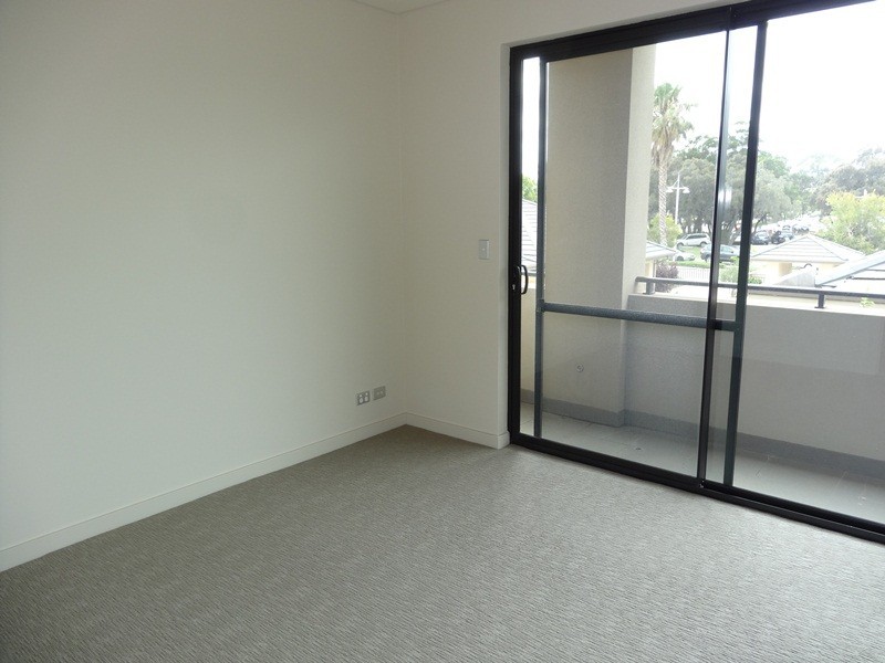 4/48 Ormsby Terrace, Mandurah WA 6210