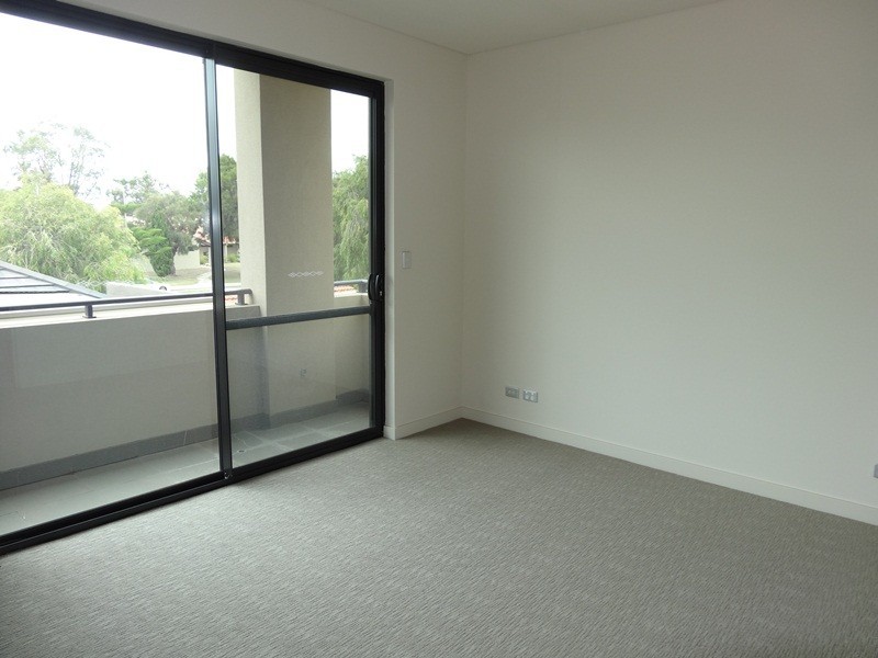 4/48 Ormsby Terrace, Mandurah WA 6210