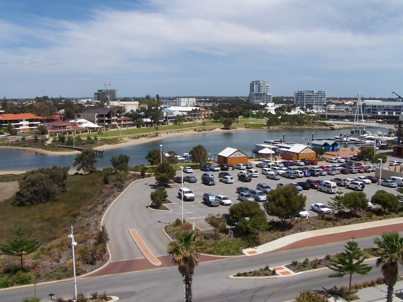 501/16 Dolphin Drive, Mandurah WA 6210