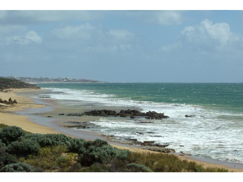 139 Peelwood Pde, Halls Head WA 6210