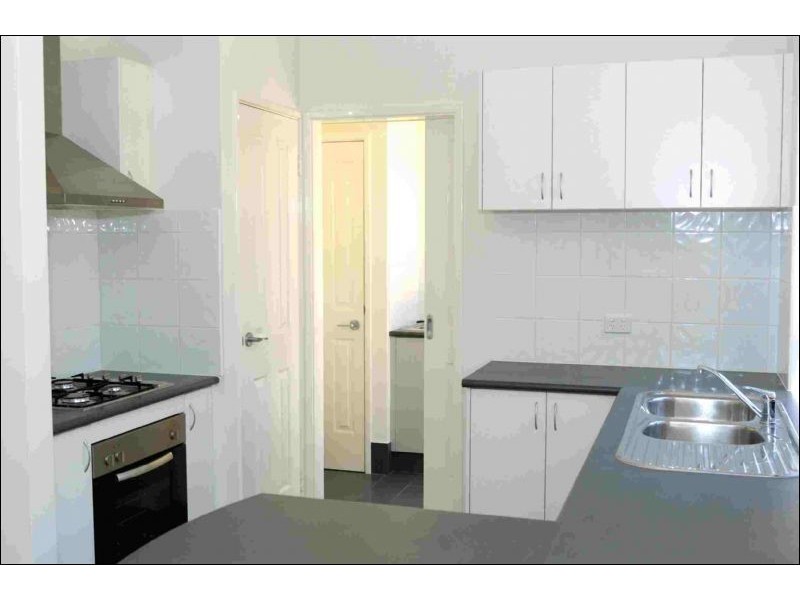 2/ 20 Lanyon Street, Mandurah WA 6210