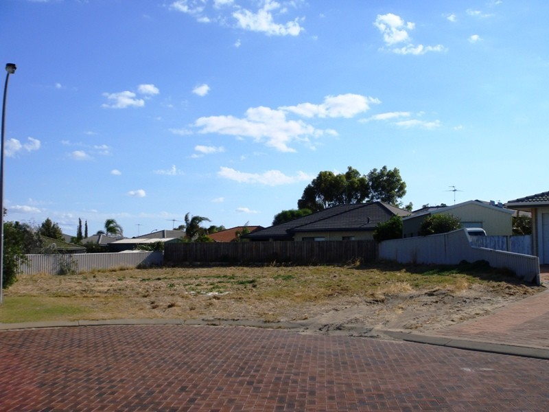 19 Chennile Vista, Halls Head WA 6210
