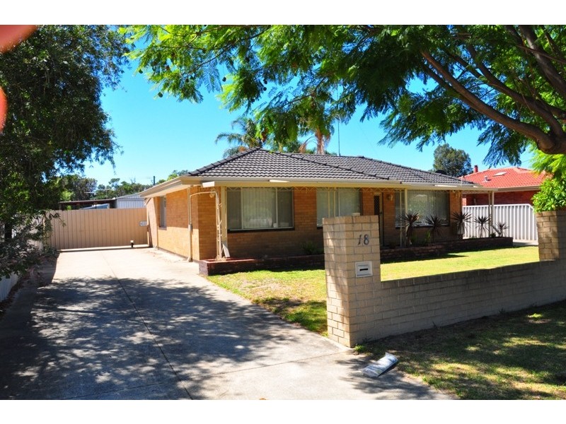 18 Kallang Rd, Coodanup WA 6210