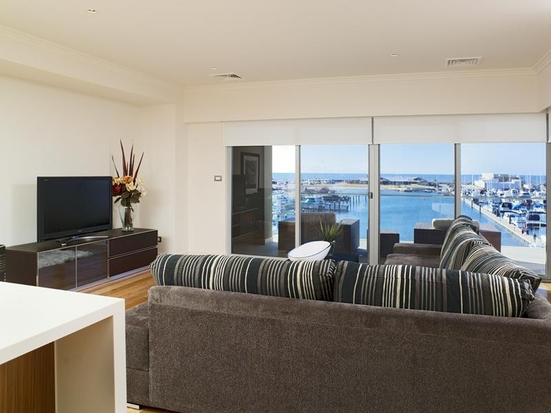 2/14 Veneto Lane, Mandurah WA 6210