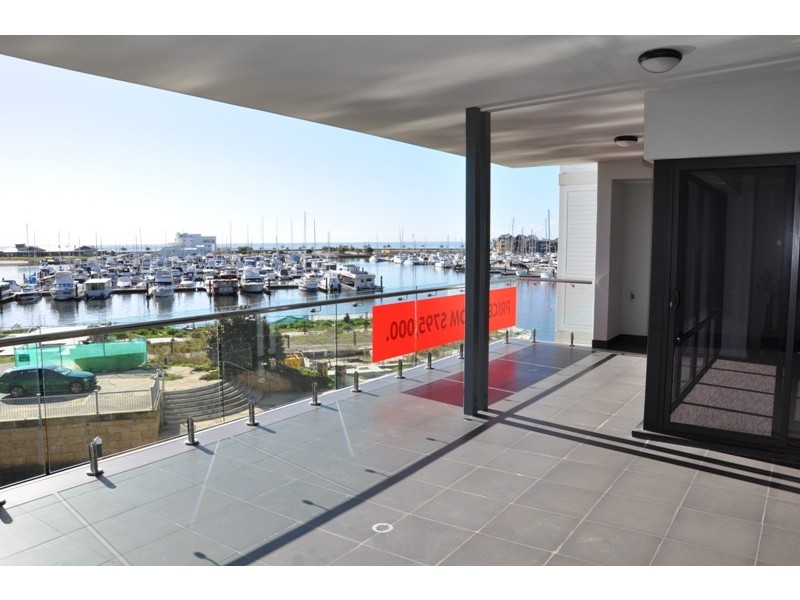 4/18 Cannaregio Sq, Mandurah WA 6210