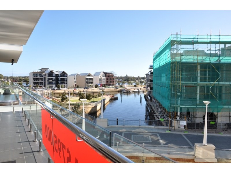 4/18 Cannaregio Sq, Mandurah WA 6210