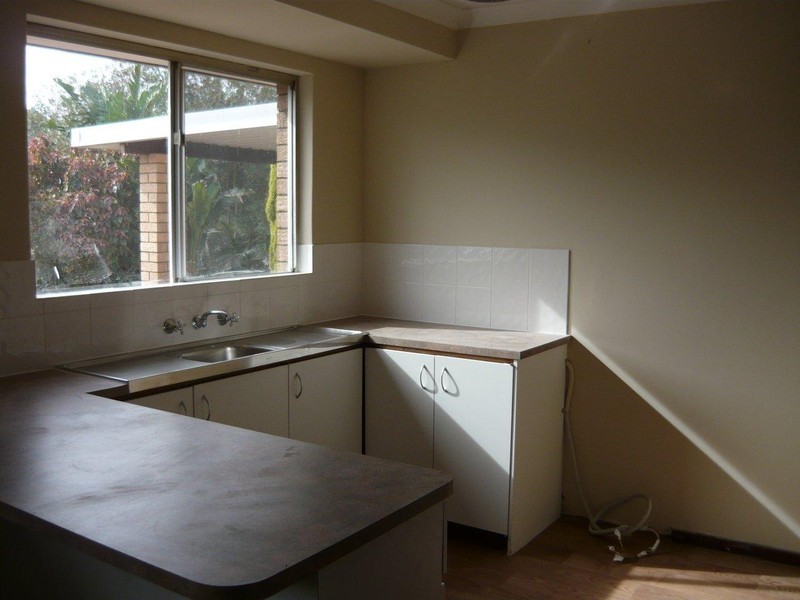 32 Service Street, Mandurah WA 6210